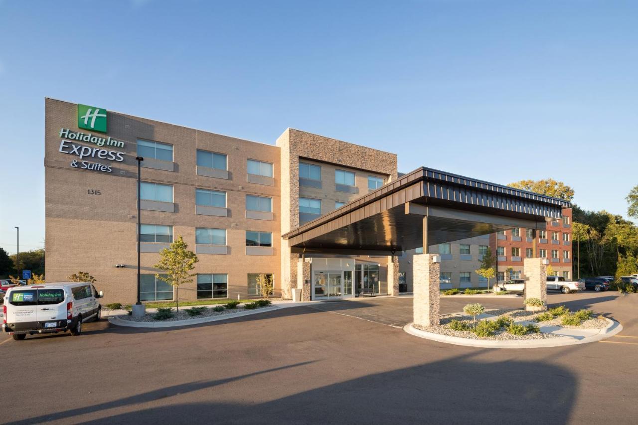 Holiday Inn Express & Suites - Kalamazoo West, An Ihg Hotel Exterior photo